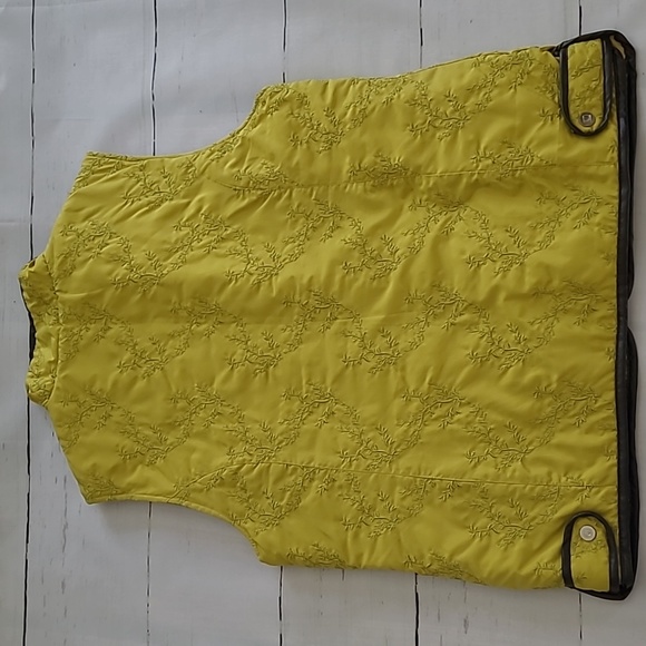 Carole Little Embroidered Chartreuse Vest - Picture 9 of 13